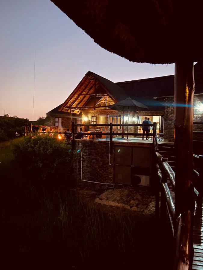 Вілла Kubu Khaya Mabalingwe Mabula Game Reserve Екстер'єр фото